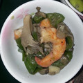 マダムユキ's cooksnap of when they made 簡単！ピーマンとしめじとエビ炒め.