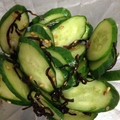 ほっほ's cooksnap of when they made 簡単もう一品♪　昆布きゅうり.