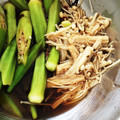 tsukasiba's cooksnap of when they made オクラとえのきのピリ辛漬け.