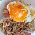 こたつねこくん's cooksnap of when they made 定番もやしウィンナー・時々とろり玉子のせ.