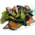 ひーゆーママ's cooksnap of when they made なすとピーマンのガーリック醤油炒め.