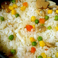 ayakyan's cooksnap of when they made 炊飯器で作る♪エビピラフ.