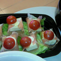 めーてる's cooksnap of when they made 簡単♪生ハムと豆腐の一口サラダ.