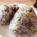 ｑｕｉｃｏ's cooksnap of when they made ゆかりと青のりのおにぎり.