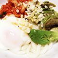 saoにゃん's cooksnap of when they made 簡単！アボカド、キムチ、温泉卵の冷うどん.