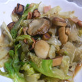 イミテ's cooksnap of when they made レタスとエリンギのベーコン炒め.