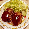 しおぽん太's cooksnap of when they made 簡単ジューシーハンバーグ♡.