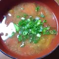 こねこのころ's cooksnap of when they made 意外な組み合わせ？！トマトのお味噌汁♪.