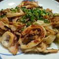 ひろたか４１'s cooksnap of when they made 絶品！イカとネギの味噌バター炒め.