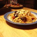 てかちゃ's cooksnap of when they made トマト缶で簡単☆なすとトマトのパスタ.