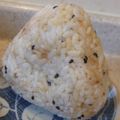 iyo＊'s cooksnap of when they made ごま油のおかかおにぎり☆.