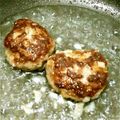 もちゃたろう's cooksnap of when they made 簡単！お肉屋さんの肉汁ハンバーグ♡.