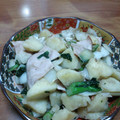 kitchenタマ1's cooksnap of when they made 簡単♡新じゃがと新玉ねぎのアンチョビ炒め.