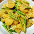 にぃもちゃん's cooksnap of when they made じゃがいもとアスパラのカレー炒め.
