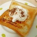 あさここなっつ's cooksnap of when they made 練乳トースト生クリームはちみつがけ.