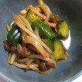 すずえみ＠JKT's cooksnap of when they made きゅうりとしめじのキムチ炒め.