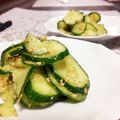 ＊tomoyui＊'s cooksnap of when they made 美味しい☆胡瓜のナムル風.