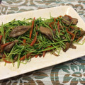 miki☆T's cooksnap of when they made 豆苗と舞茸の炒めもの.