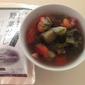 さらだサラダ's cooksnap of when they made 温玉レタススープ.