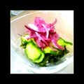 nadesikoja's cooksnap of when they made ピンクがカワイイ☆紫玉ねぎマリネ.