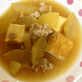 zutto初心者's cooksnap of when they made 家庭の味♪厚揚げと青うり(白うり）の汁物.