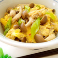 わらむん's cooksnap of when they made きのこと卵の中華丼.