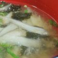 めかにか's cooksnap of when they made 風味豊か♡ゴボウと海苔の味噌汁.