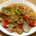SATOKOin's cooksnap of when they made 和風あさりとトマトのスープパスタ.
