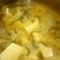 あんずちゃんもも's cooksnap of when they made 新たまねぎと絹さやの味噌汁.
