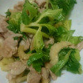りりもこもこ's cooksnap of when they made 豚とセロリのオイスターソース炒め.