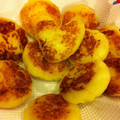 kachanYA's cooksnap of when they made もっちもち♡簡単ポテトもち♡*.