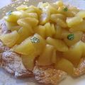MyDining's cooksnap of when they made 冷凍パイシート使用です(￣ー￣;)ゞアップルパイ.