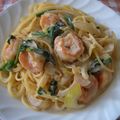 komaremi's cooksnap of when they made 美味しっ(*^_^*)エビクリームパスタ.