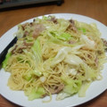 あおれんしゃー's cooksnap of when they made 簡単塩焼きそば.