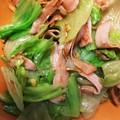 唯やん's cooksnap of when they made レタスハム炒め.