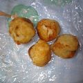 ぷくにぃ's cooksnap of when they made もちもちジャガイモ団子　～チーズ入り～.