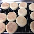 コニー３'s cooksnap of when they made 手製セルクルで☆イングリッシュマフィン.