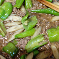 基本ニク's cooksnap of when they made 万願寺唐辛子と牛蒡のひき肉炒め.
