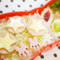 ＊ラビママ＊'s cooksnap of when they made 簡単あさがお　キャラ弁　おかず.