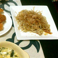 2児ママみきてぃ's cooksnap of when they made 簡単＊もやしのおかか和え.