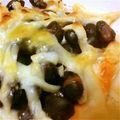 りょうびん's cooksnap of when they made 千切りキャベツと黒豆のチーズ蒸し。.