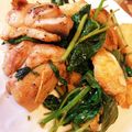 konimaru3's cooksnap of when they made モロヘイヤと鶏肉の炒めもの.