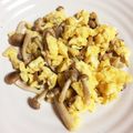 emixxx's cooksnap of when they made ささっと！しめじと卵炒め.
