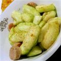 のりのり0102's cooksnap of when they made ハグラウリのベーコン炒め♪.