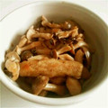 リリー氏's cooksnap of when they made 豚としめじ✿シンプルしょうが焼き.
