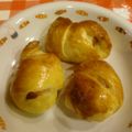 あ・み's cooksnap of when they made スマートチーズとフランクフルトのパン.