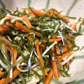 1094403's cooksnap of when they made ★パパッ！と切り昆布と人参のだし炒め.