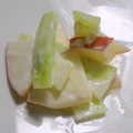 mielle's cooksnap of when they made ✿りんごの皮とブロ茎のサラダ✿.