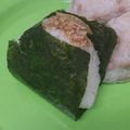 そらおのえくぼ's cooksnap of when they made おかかマヨ醤油たくあんのおにぎり.