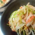 豆と麦's cooksnap of when they made 三つ葉とｶﾆｶﾏのわさび醤油和え♪.